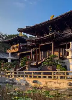 TOP TAOIST AND BUDDHIST TEMPLES