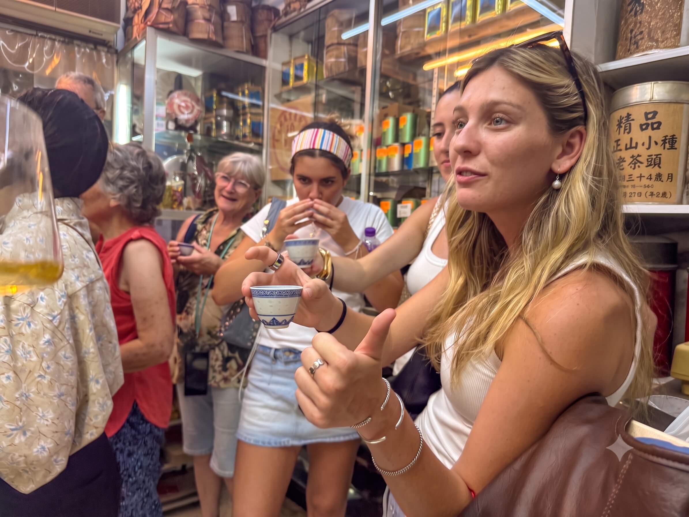 7-Course Hong Kong Street & Restaurant Food Tour
