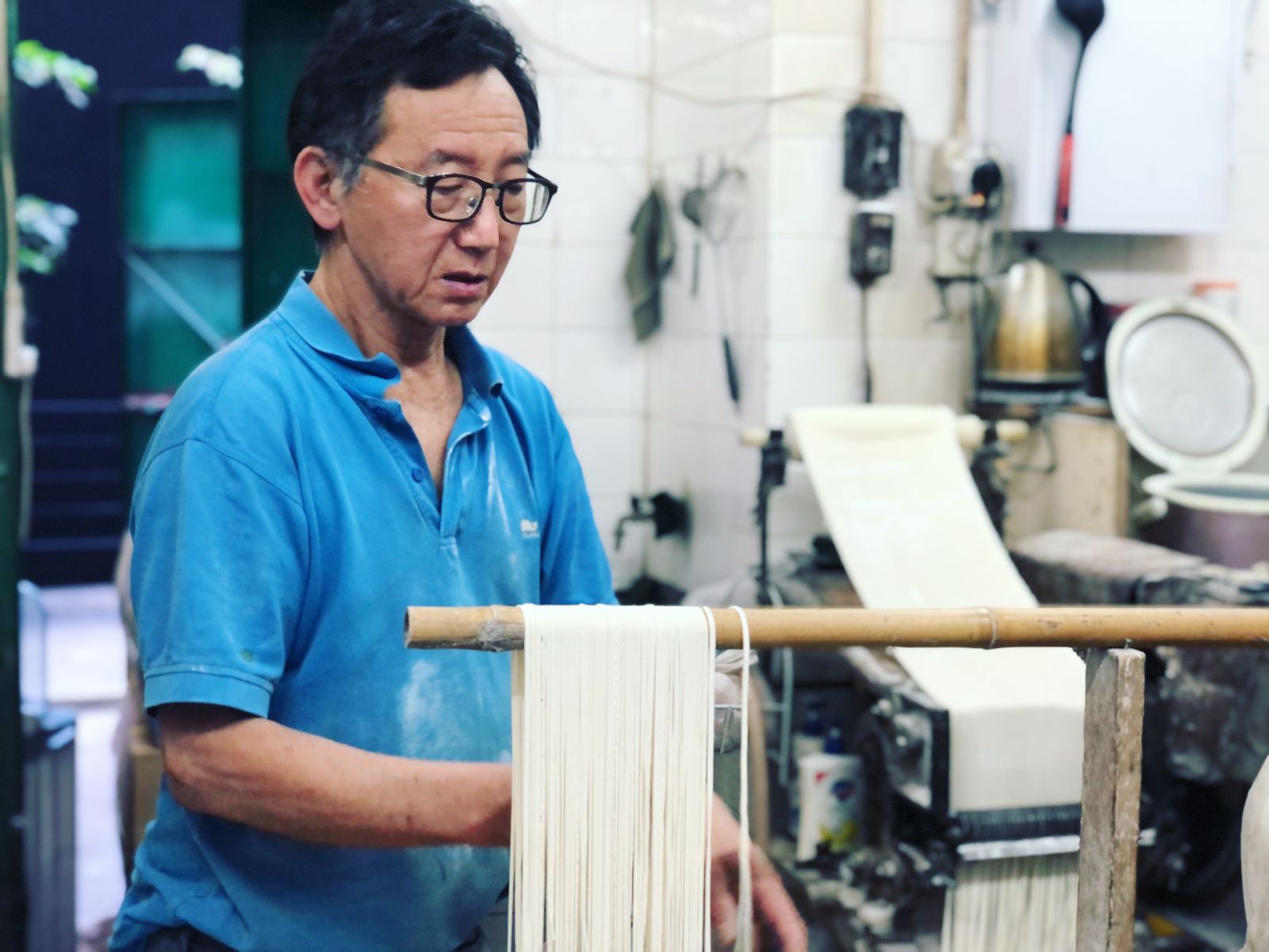 It is a four steps process to make noodles from flour