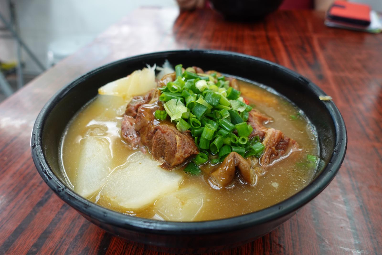 Radish, Beef Brisket, and Intestine Noodles