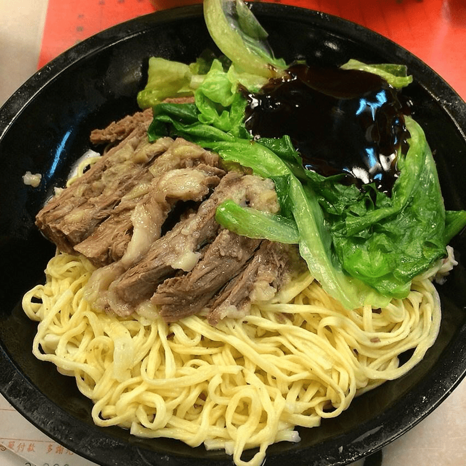 Beef Brisket Dry Noodle with Oyster Sauce (蠔油牛腩撈伊麵) 
