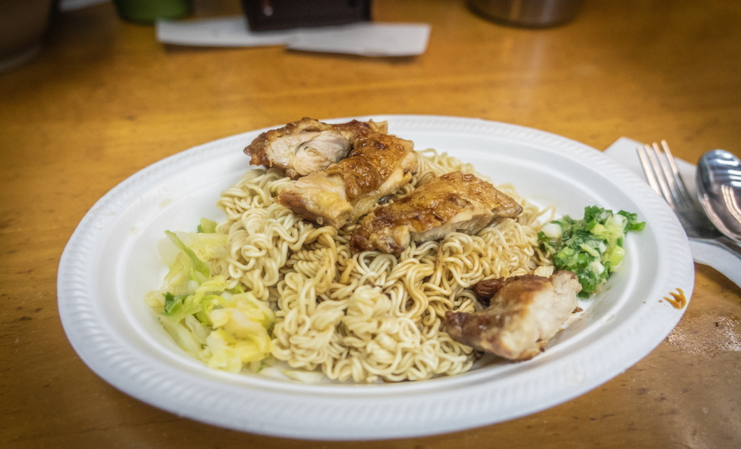 Chicken with Braised Instant Noodles (蔥油雞扒撈丁) HKD 52