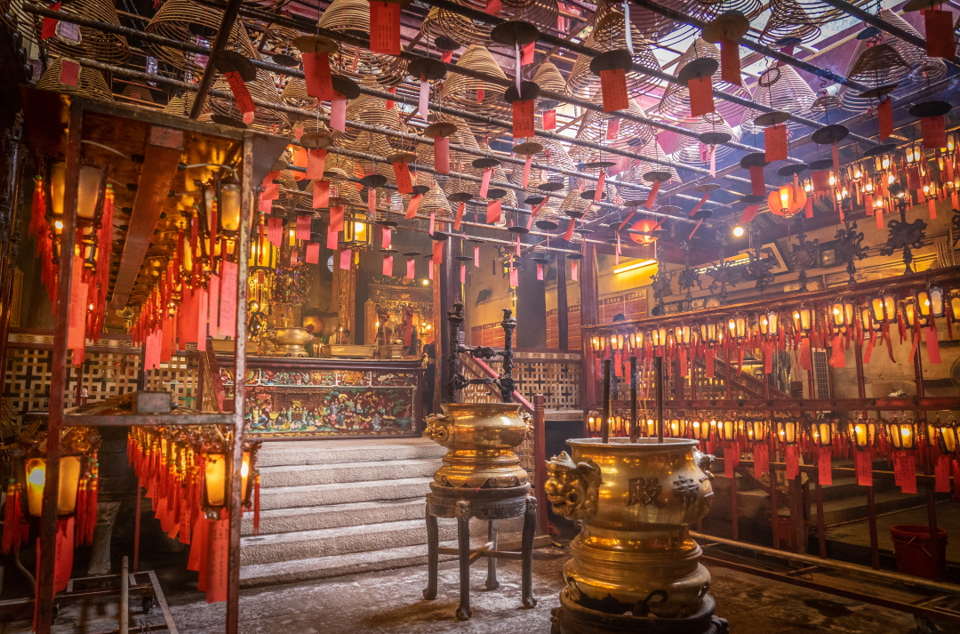 Capture Hong Kong's cultural heritage in Man Mo Temple