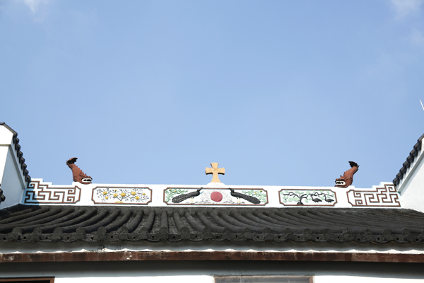 Christianity embedded in Chinese Renaissance architectural settings 
