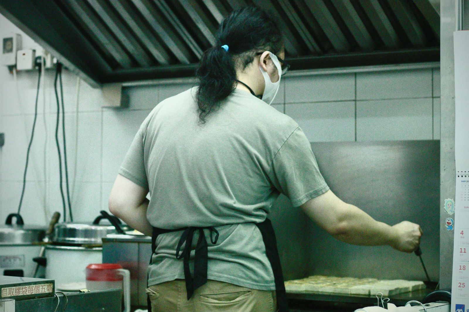 The process of making Pan-fried Tofu 