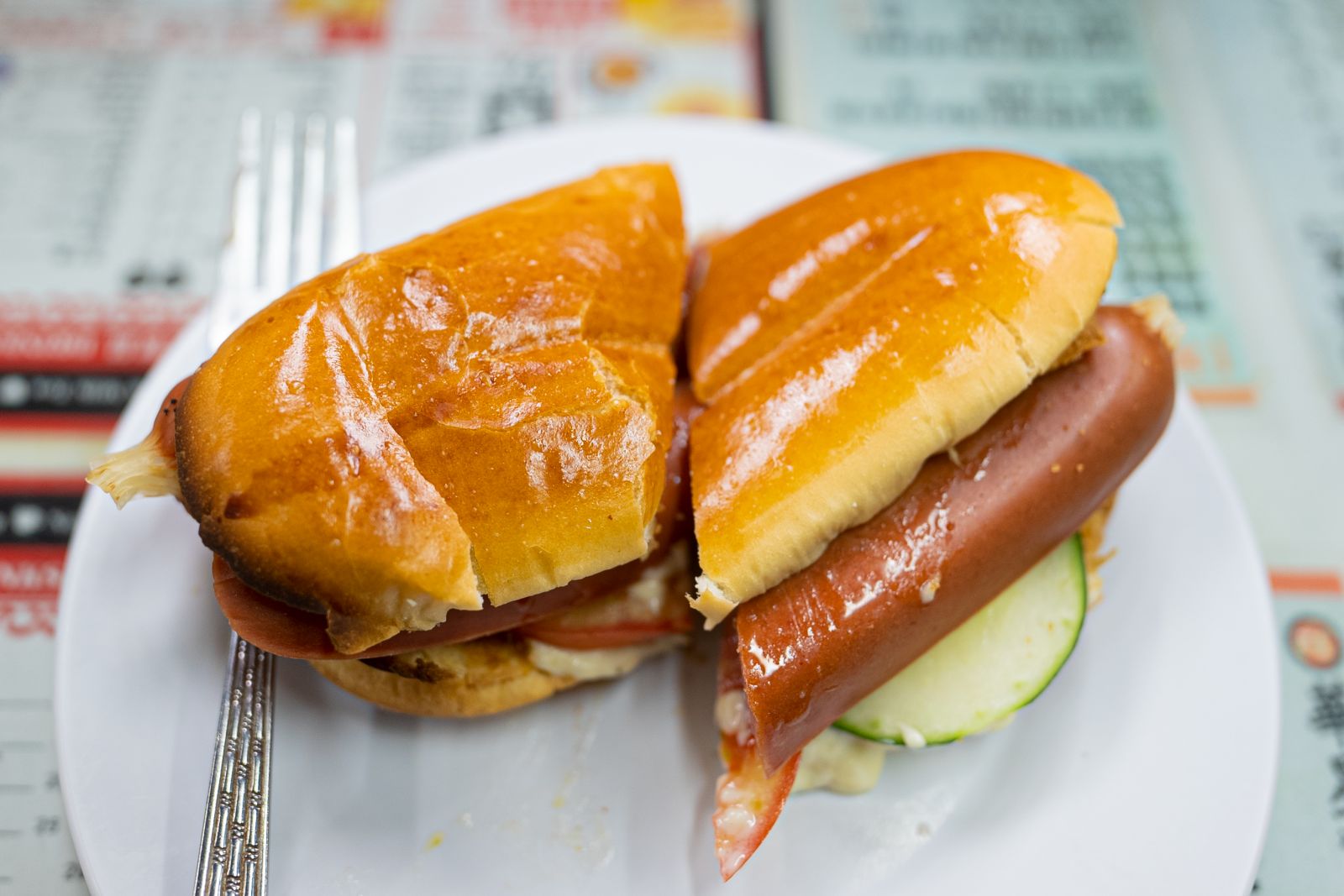 Hotdog with wasabi mayonnaise (魔鬼潛艇)
